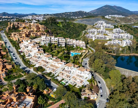 Duplex Penthouse for sale in Les Belvederes, Nueva Andalucia