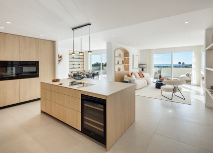 EXQUISITO PENTHOUSE DUPLEX DE LUJO CON PISCINA PRIVADA EN LES BELVEDERES, NUEVA ANDALUCÍA