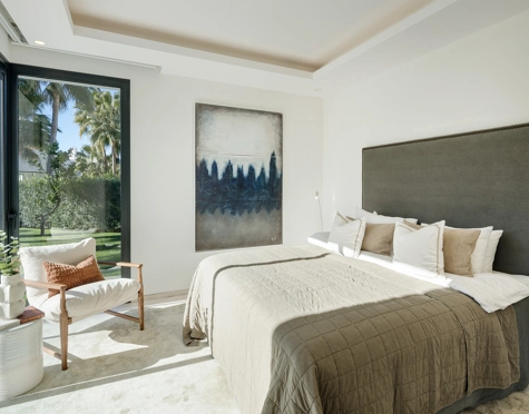 Villa en venta en Altos de Puente Romano, Marbella Golden Mile