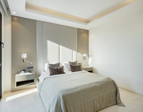 Villa en venta en Altos de Puente Romano, Marbella Golden Mile