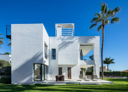 EXCEPCIONAL VILLA DE LUJO CON VISTAS ESPECTACULARES Y MARAVILLOSOS SERVICIOS EN ALTOS DE PUENTE ROMANO