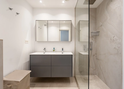 EXCEPTIONAL 4-BEDROOM TOWNHOUSE FOR SALE IN JARDINES DE LAS LOMAS