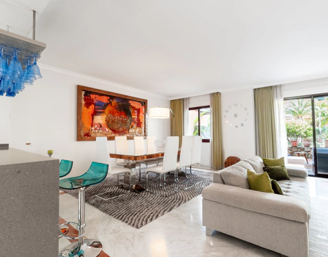 Town House for sale in Jardines de las Lomas, Marbella Golden Mile