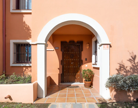 Town House for sale in Jardines de las Lomas, Marbella Golden Mile
