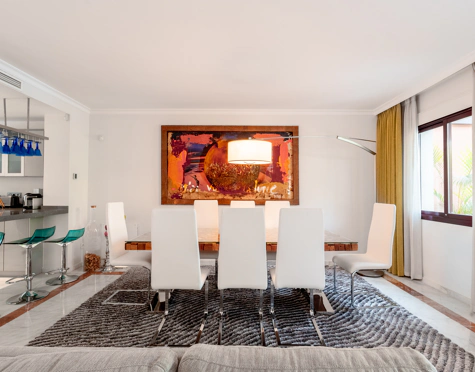 Town House for sale in Jardines de las Lomas, Marbella Golden Mile