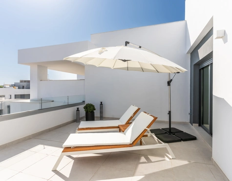 Penthouse for sale in Vanian Green Village, Estepona East