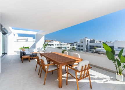 NUEVO ÁTICO DE LUJO CON CARACTERÍSTICAS IMPRESIONANTES EN VANIAN GREEN VILLAGE