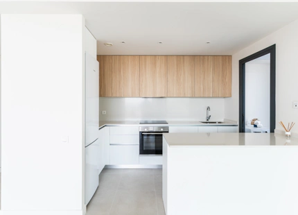 NUEVO ÁTICO DE LUJO CON CARACTERÍSTICAS IMPRESIONANTES EN VANIAN GREEN VILLAGE
