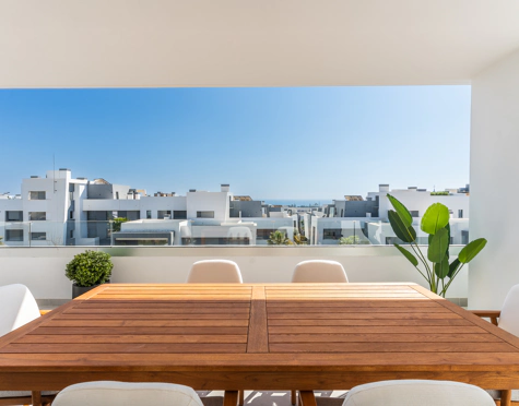 Penthouse for sale in Vanian Green Village, Estepona East