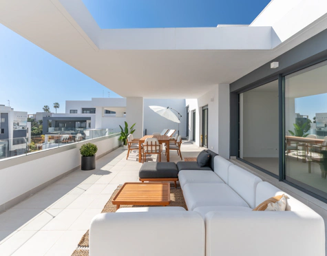 Penthouse for sale in Vanian Green Village, Estepona East