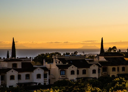 ELEGANT LUXURY VILLA WITH SEA VIEWS IN NAGÜELES, MARBELLA GOLDEN MILE