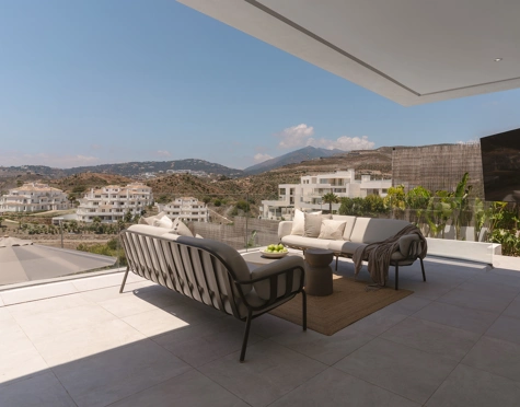 Villa for sale in Nueva Andalucia, Marbella