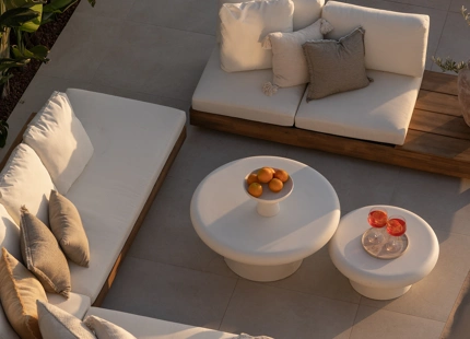 STUNNING LUXURY VILLA IN NUEVA ANDALUCÍA WITH BREATHTAKING VIEWS AND EXCEPTIONAL FEATURES