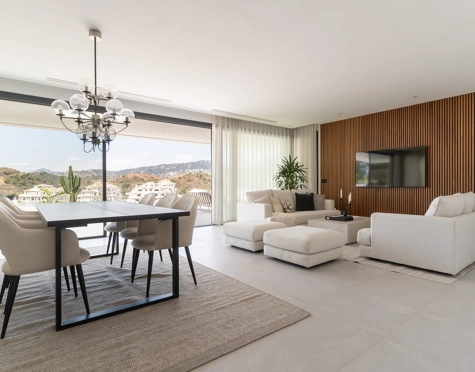 Villa for sale in Nueva Andalucia, Marbella