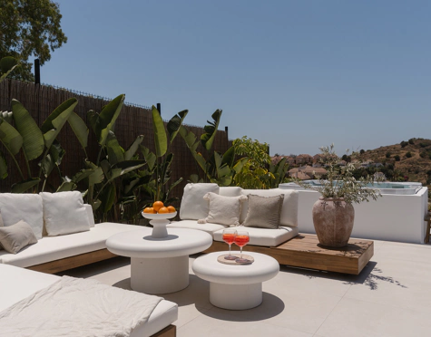 Villa for sale in Nueva Andalucia, Marbella
