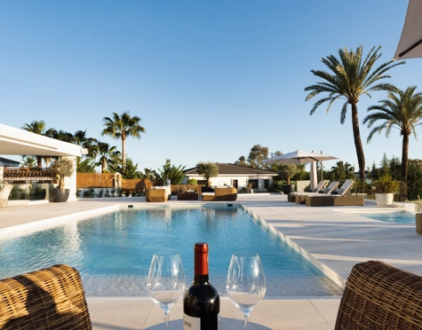 Villa en venta en Los Naranjos Golf, Nueva Andalucia
