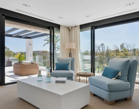 Villa en venta en Los Naranjos Golf, Nueva Andalucia