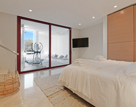 Villa for sale in Nueva Andalucia, Marbella