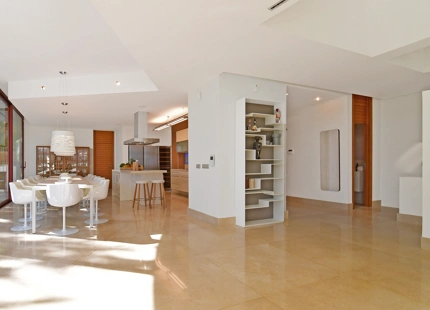 EXCEPCIONAL VILLA DE LUJO DE 7 DORMITORIOS EN VENTA EN NUEVA ANDALUCÍA