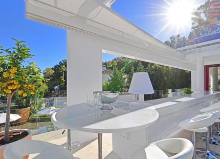 EXCEPCIONAL VILLA DE LUJO DE 7 DORMITORIOS EN VENTA EN NUEVA ANDALUCÍA