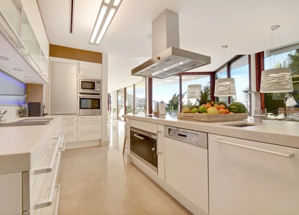 EXCEPCIONAL VILLA DE LUJO DE 7 DORMITORIOS EN VENTA EN NUEVA ANDALUCÍA