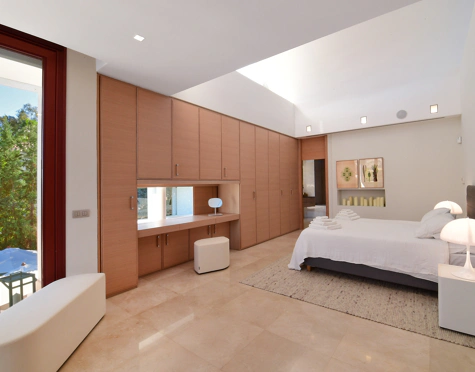 Villa for sale in Nueva Andalucia, Marbella