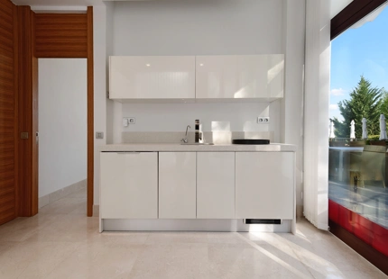 EXCEPCIONAL VILLA DE LUJO DE 7 DORMITORIOS EN VENTA EN NUEVA ANDALUCÍA
