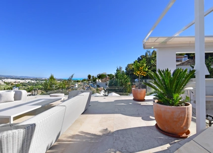 EXCEPCIONAL VILLA DE LUJO DE 7 DORMITORIOS EN VENTA EN NUEVA ANDALUCÍA
