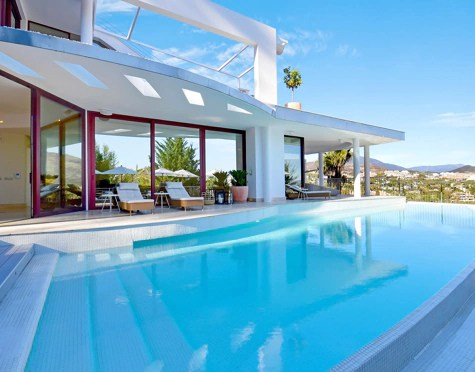 Villa for sale in Nueva Andalucia, Marbella