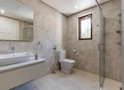STUNNING 11-BEDROOM LUXURY VILLA WITH PANORAMIC SEA VIEWS IN PARAISO ALTO