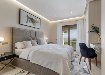 STUNNING 11-BEDROOM LUXURY VILLA WITH PANORAMIC SEA VIEWS IN PARAISO ALTO