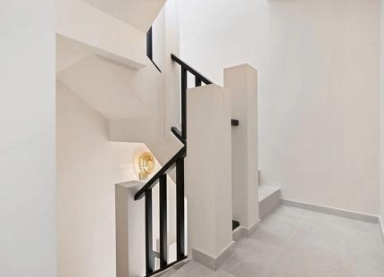 LUXURIOUS 3-BEDROOM TOWNHOUSE WITH STUNNING ROOF TERRACE IN ALTOS DEL RODEO