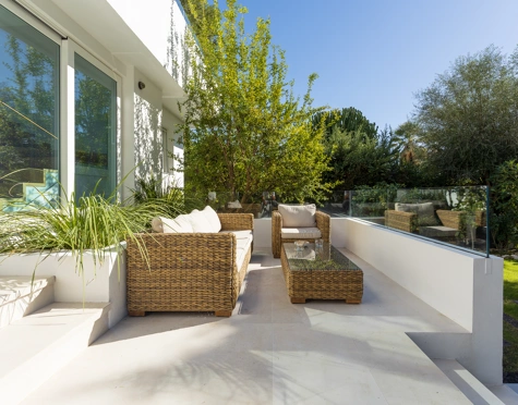 Villa en venta en Nueva Andalucia, Marbella