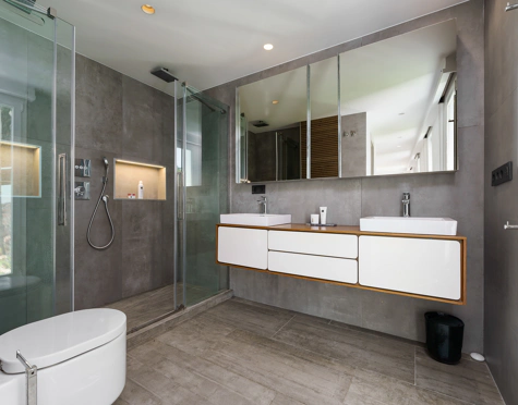 Villa en venta en Nueva Andalucia, Marbella