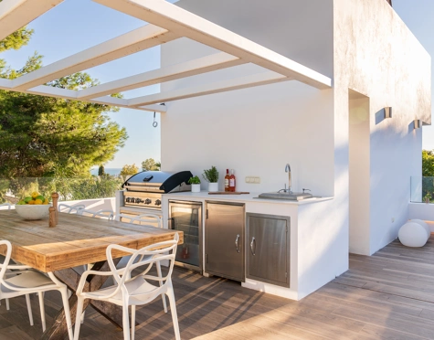 Villa en venta en Nueva Andalucia, Marbella