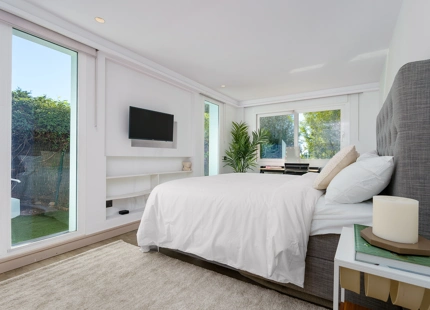 EXQUISITA VILLA DE LUJO EN VENTA EN NUEVA ANDALUCÍA CON CARACTERÍSTICAS MODERNAS