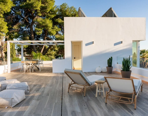 Villa en venta en Nueva Andalucia, Marbella