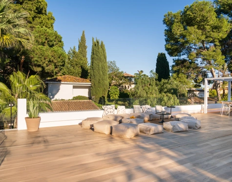 Villa en venta en Nueva Andalucia, Marbella