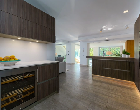 Villa en venta en Nueva Andalucia, Marbella