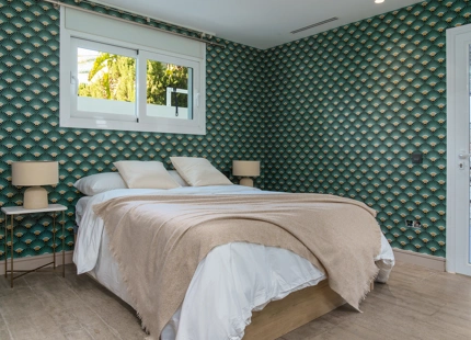 EXQUISITA VILLA DE LUJO EN VENTA EN NUEVA ANDALUCÍA CON CARACTERÍSTICAS MODERNAS