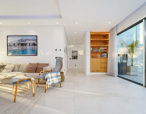 Villa en venta en Nueva Andalucia, Marbella