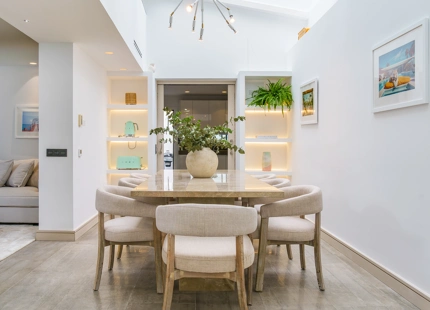 EXQUISITA VILLA DE LUJO EN VENTA EN NUEVA ANDALUCÍA CON CARACTERÍSTICAS MODERNAS