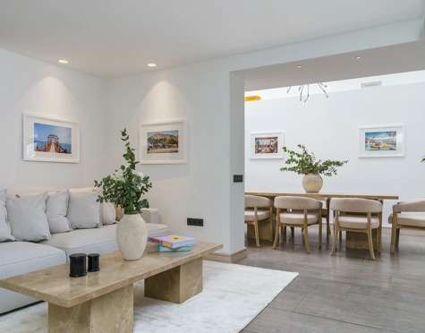Villa en venta en Nueva Andalucia, Marbella
