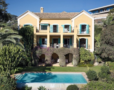Villa en venta en El Madroñal, Benahavis