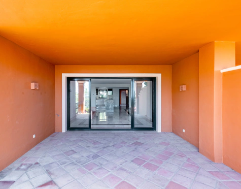Apartment for sale in Monte Halcones, Benahavis