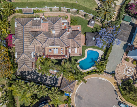 Villa for sale in Bahia de Marbella, Marbella Este