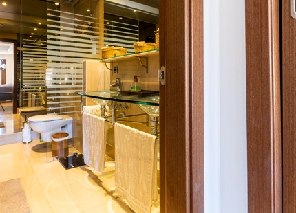 Luxury Apartment with Private Pool and Sea Views in Bahía de la Plata, Estepona