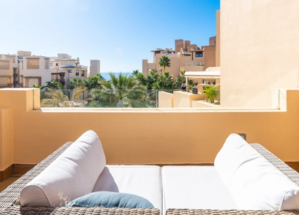 Luxury Apartment with Private Pool and Sea Views in Bahía de la Plata, Estepona