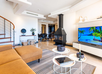 Luxury Apartment with Private Pool and Sea Views in Bahía de la Plata, Estepona