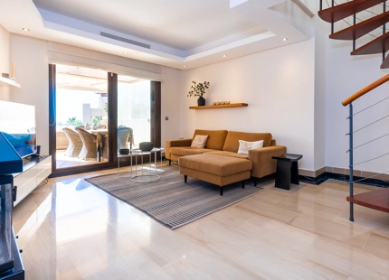Luxury Apartment with Private Pool and Sea Views in Bahía de la Plata, Estepona